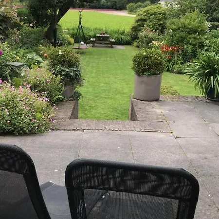 Bed & Breakfast In Characteristic Near Zandvoort/ Amsterdam Aerdenhout