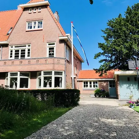 Bed & Breakfast In Characteristic Near Zandvoort/ Amsterdam Aerdenhout